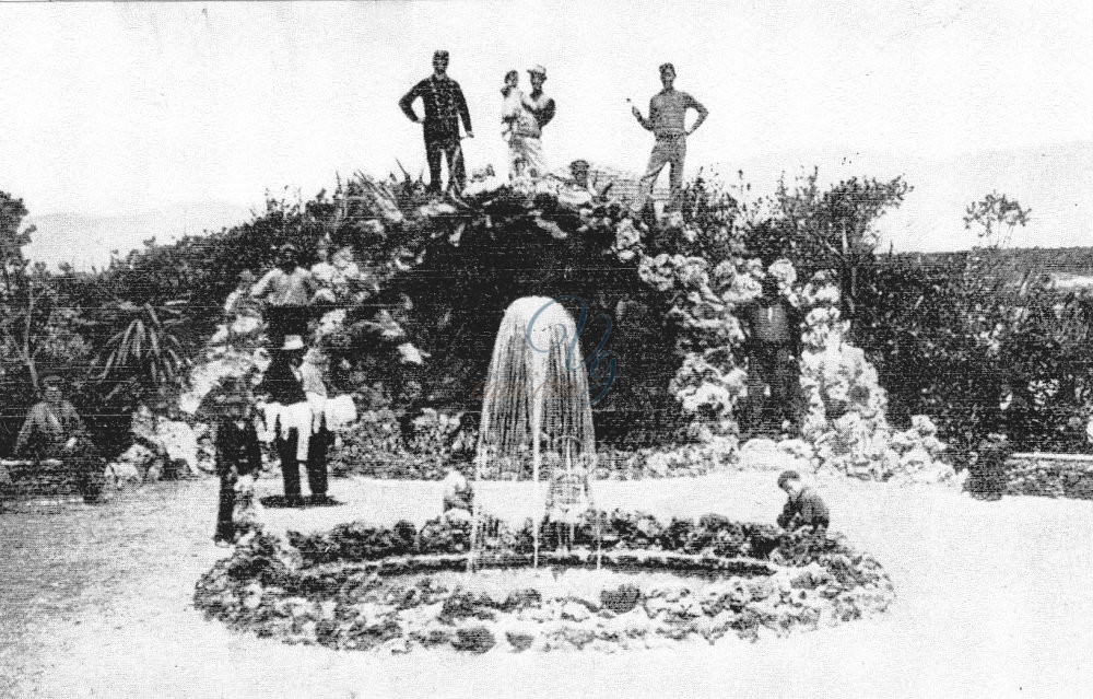 La Grotta Viareggio Anno 1890