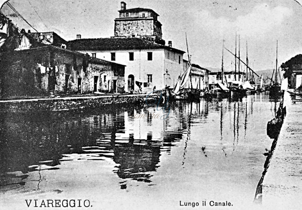 Lungo il canale Viareggio Anni '00