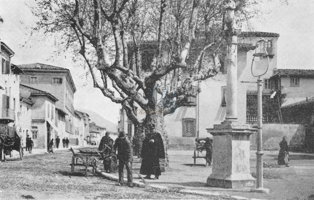 Piazza Ragghianti Viareggio Anno 1900
