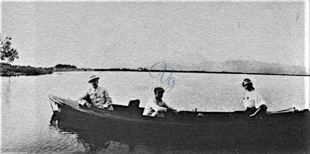 Puccini in barca Viareggio Anno 1908