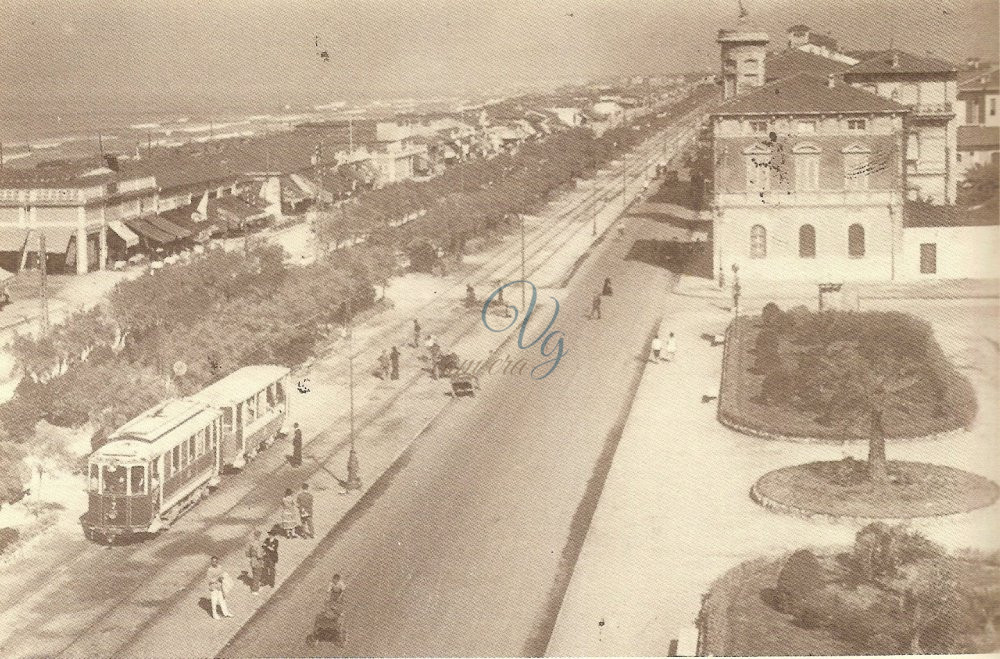 Piazza principe Amedeo Viareggio Anni '10