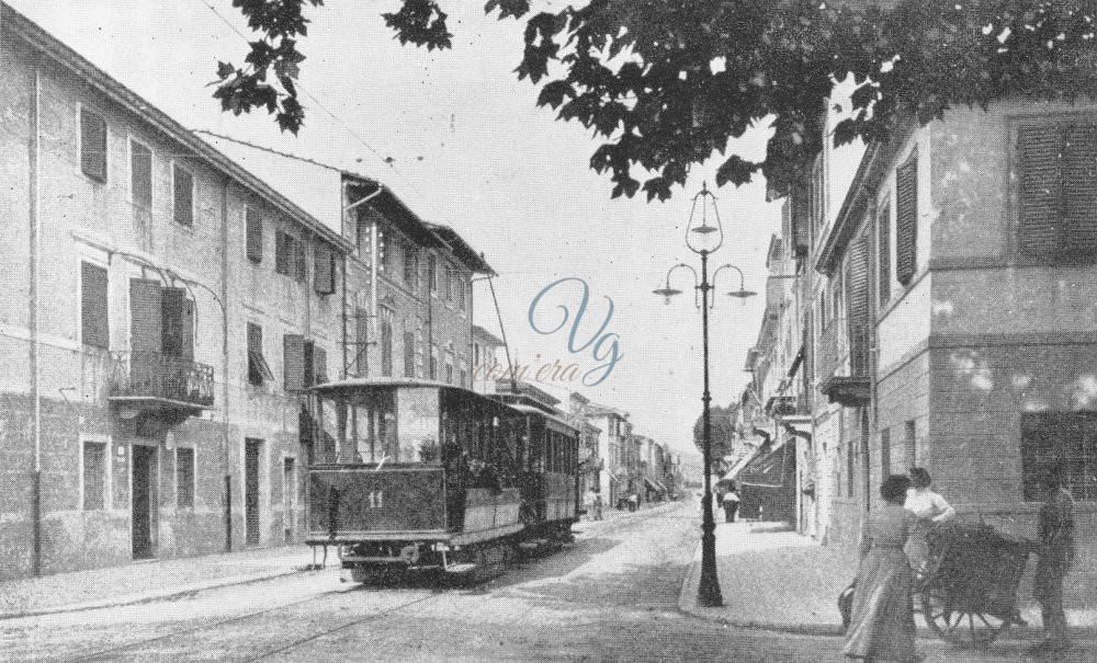 Tram in via Garibaldi Viareggio Anni '10