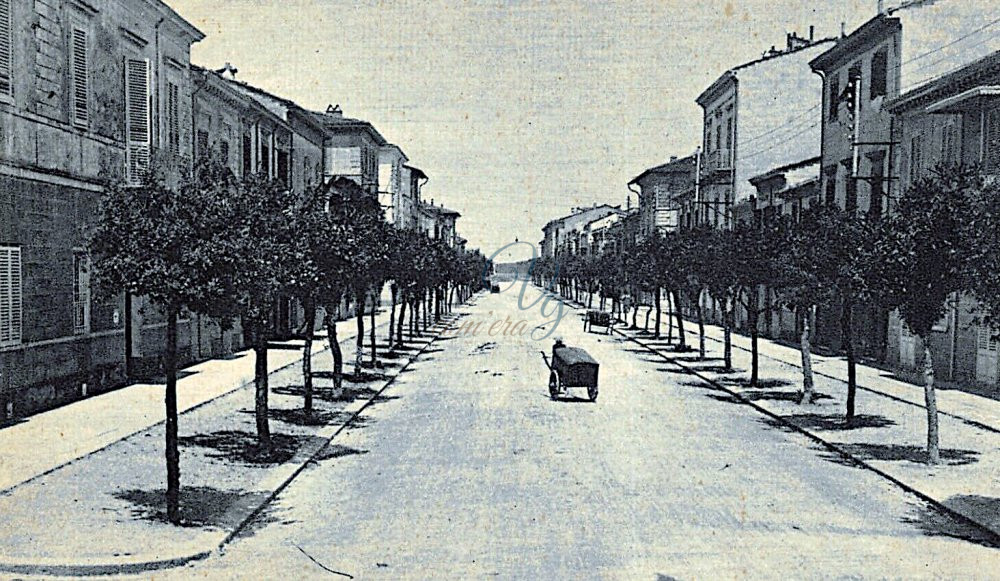 Via Foscolo Viareggio Anni '10