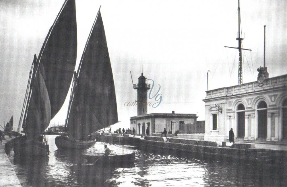 Faro e Lega Navale Viareggio Anni '20
