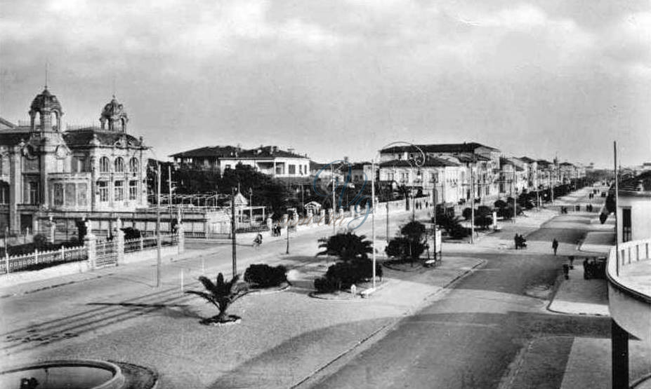 Passeggiata e viali a mare Viareggio Anni '20