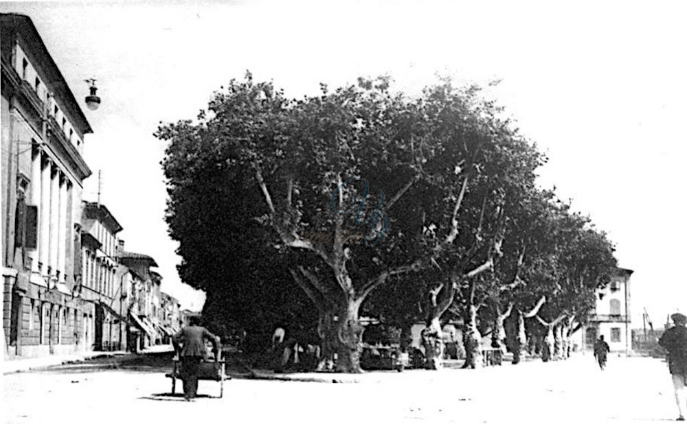 Piazza Manzoni Viareggio Anni '20