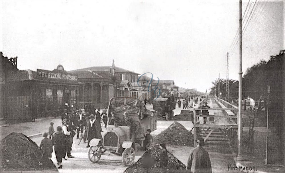Pulizia lavarone Viareggio Anno 1921