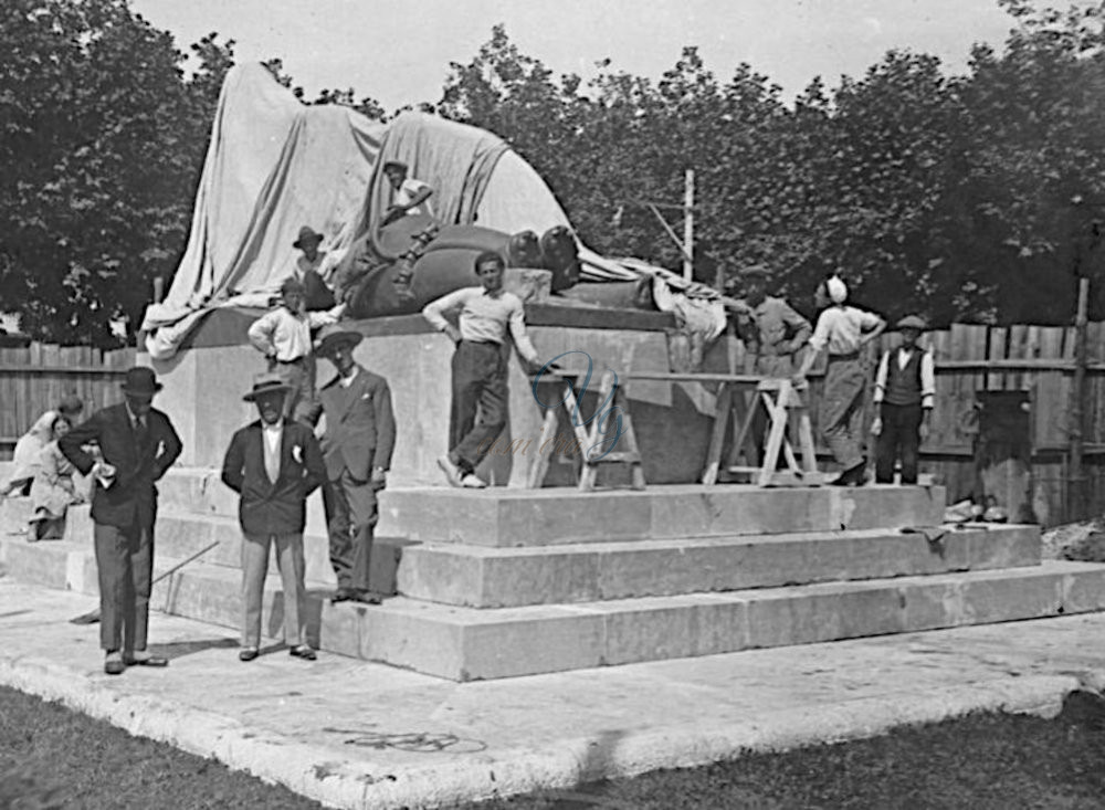 Monumento ai Caduti Viareggio Anno 1927