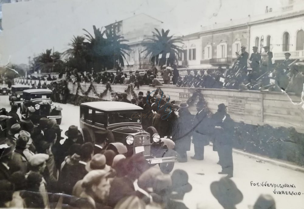 Sfilata di auto Viareggio Anno 1929