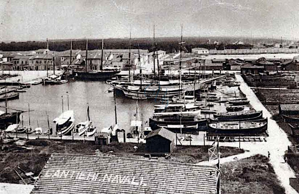 Darsena nuova Viareggio Anni '30
