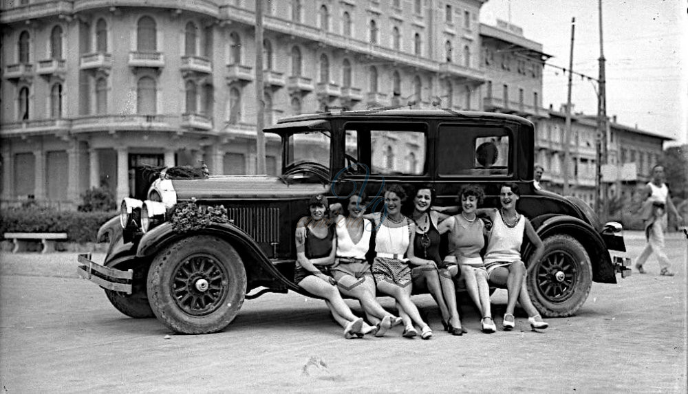 In posa Viareggio Anni '30