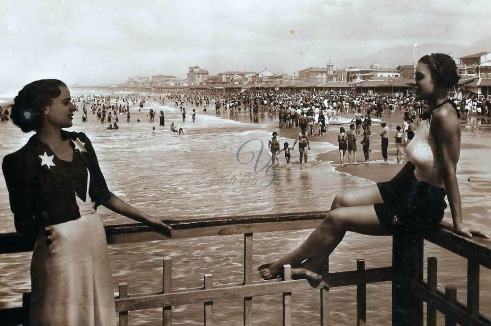 Spiaggia dal ristorante Giulia Viareggio Anni '30