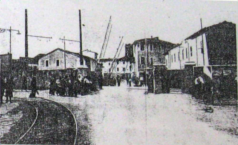 Vecchio passaggio a livello Viareggio Anni '30