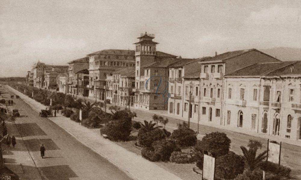 Viali a mare Viareggio Anno 1932