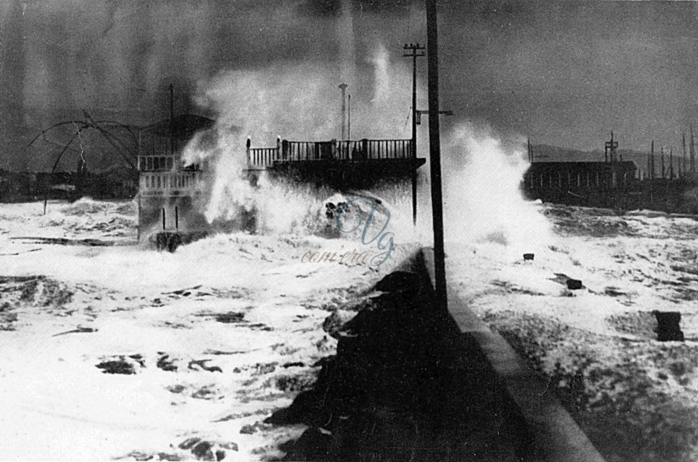 Violenta mareggiata Viareggio Anno 1933