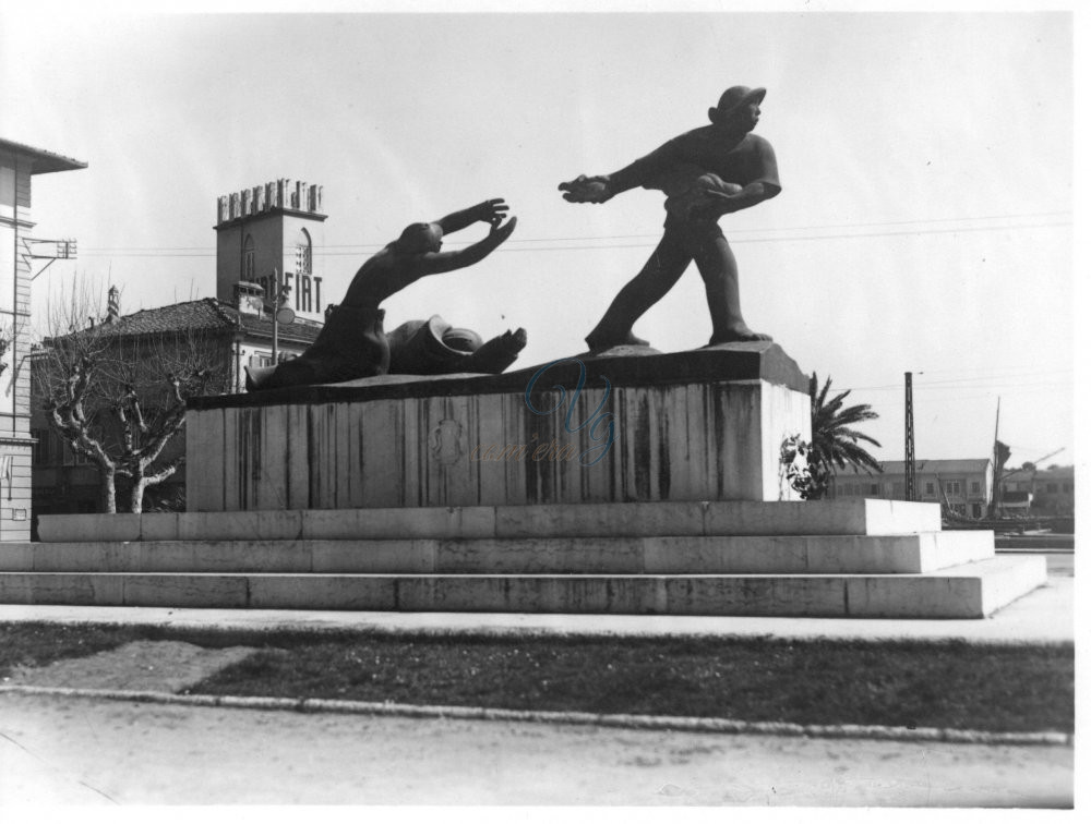 Monumento ai Caduti Viareggio Anni '30