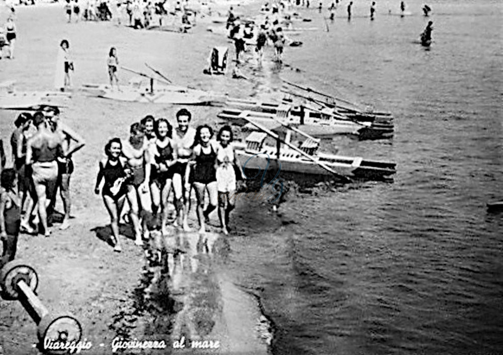 Giovinezza al mare Viareggio Anno 1938