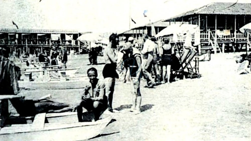 Bagni e bagnanti Viareggio Anno 1940