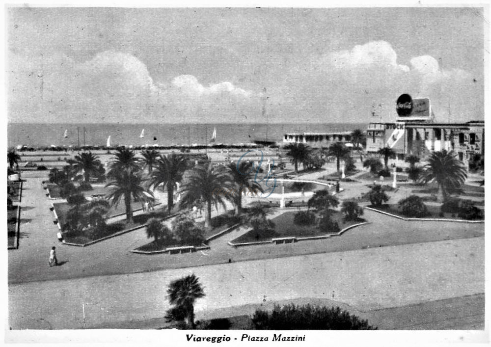 Piazza Mazzini Viareggio Anni '40