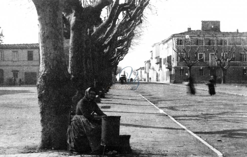 via S. Francesco ang Fratti Viareggio Anni '40