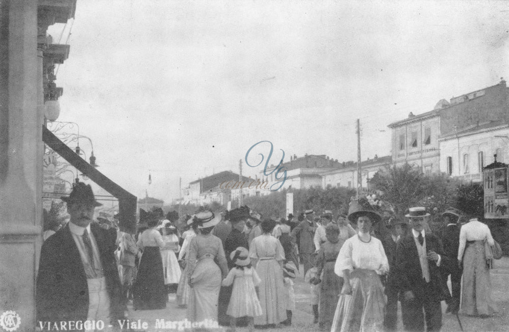 viale Margherita Viareggio Anni '40