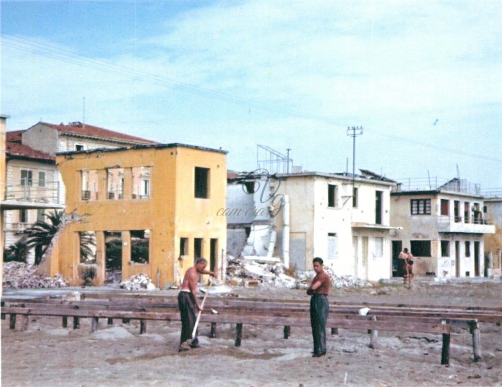 Bombardamento passeggiata Viareggio Anno 1944
