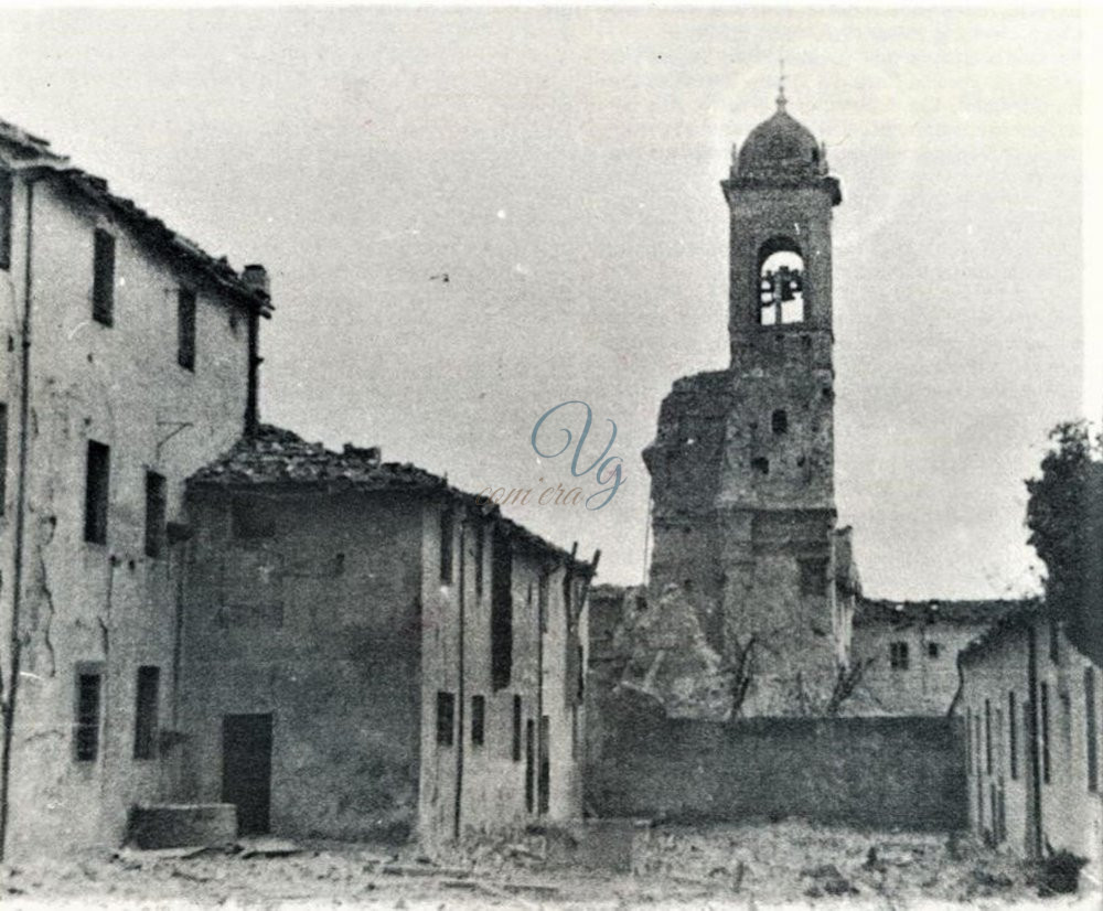 Piazza Bottini Viareggio Anno 1945