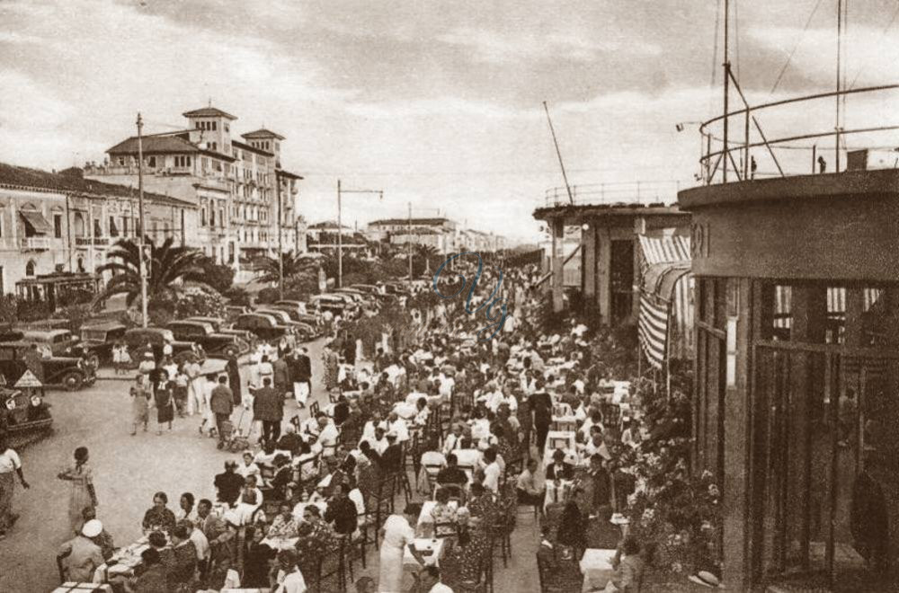 viale Marconi Viareggio Anno 1946