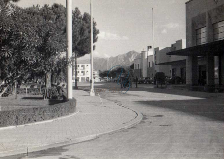 Piazza Dante Viareggio Anno 1950