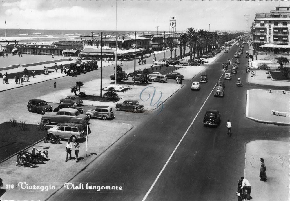 Piazza Mazzini Viareggio Anni '50