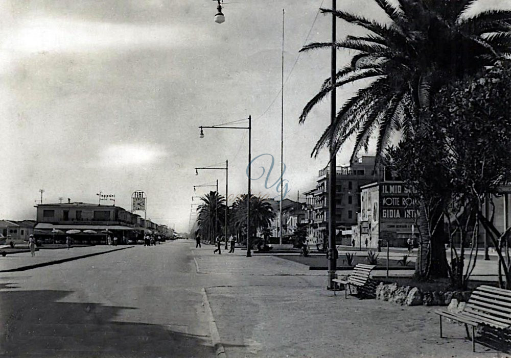 Piazza Mazzini Viareggio Anno 1951