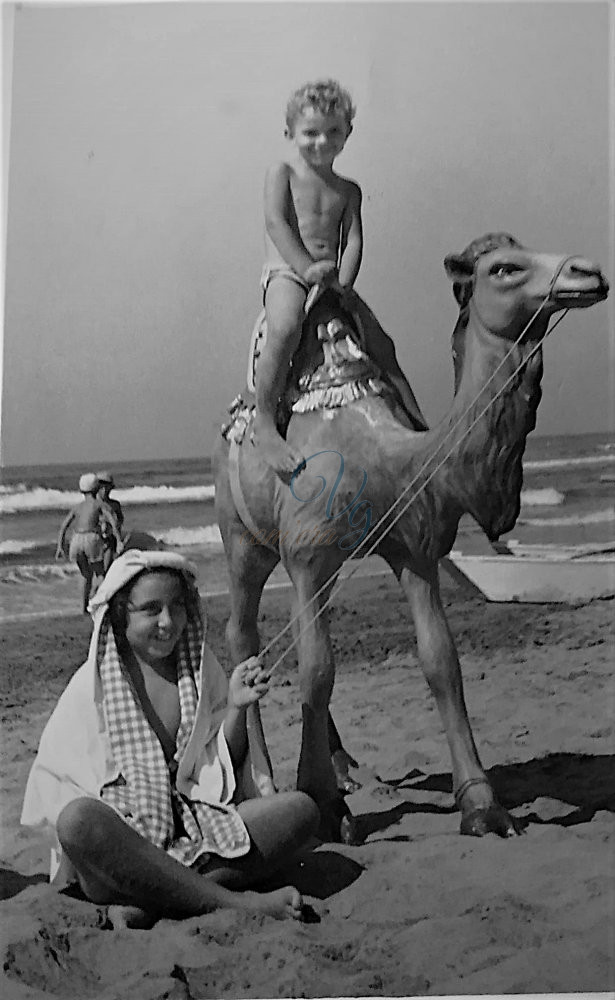 Giochi in spiaggia Viareggio Anno 1952