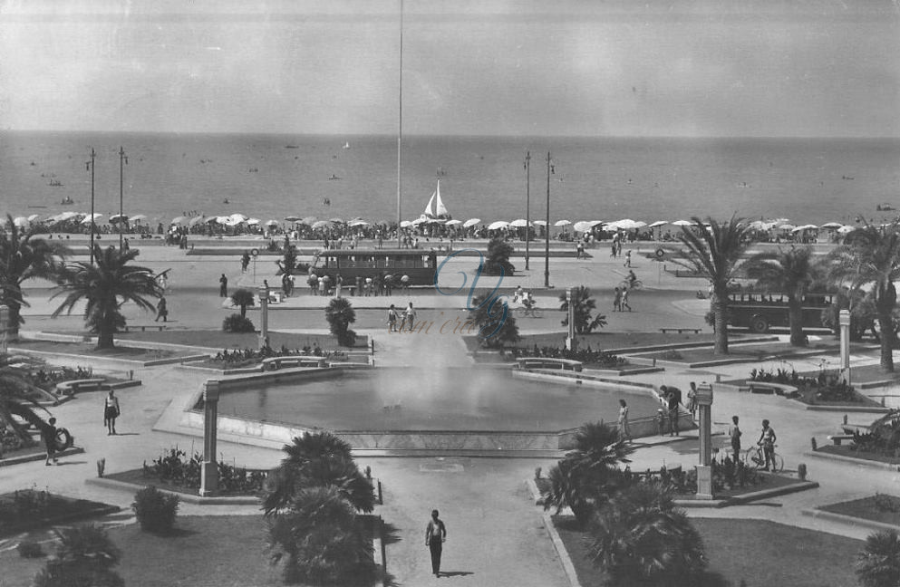 Piazza Mazzini Viareggio Anno 1952
