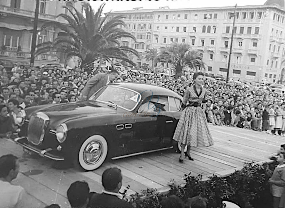 Macchina pi&ugrave; elegante Viareggio Anno 1953