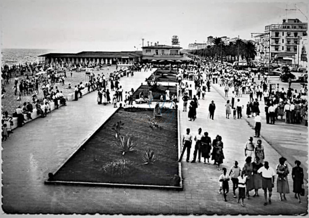 Piazza Mazzini Viareggio Anno 1953