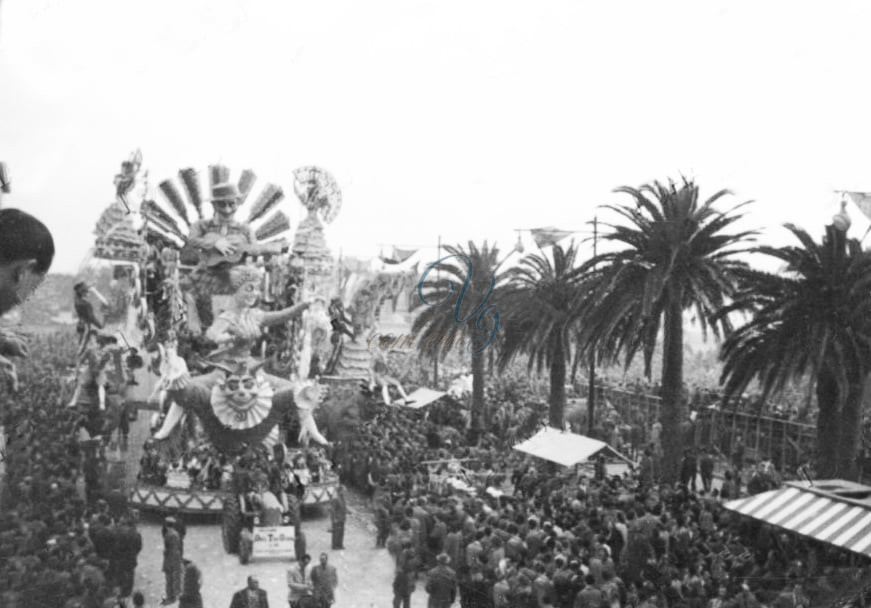 Corrida carnevalesca Viareggio Anno 1954