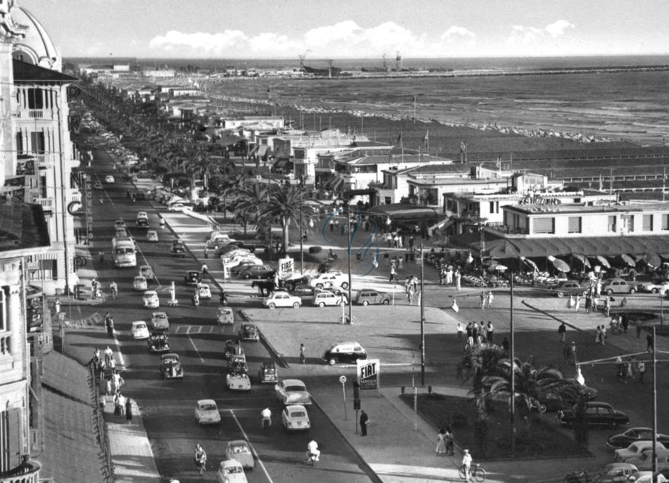 Viali a mare Viareggio Anno 1955