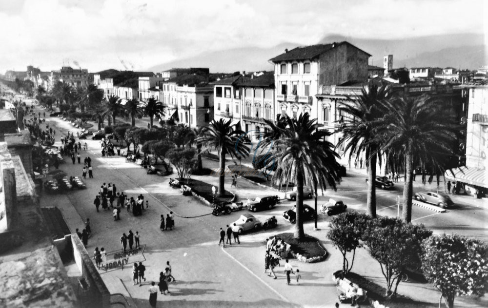 Viale Margherita Viareggio Anno 1956