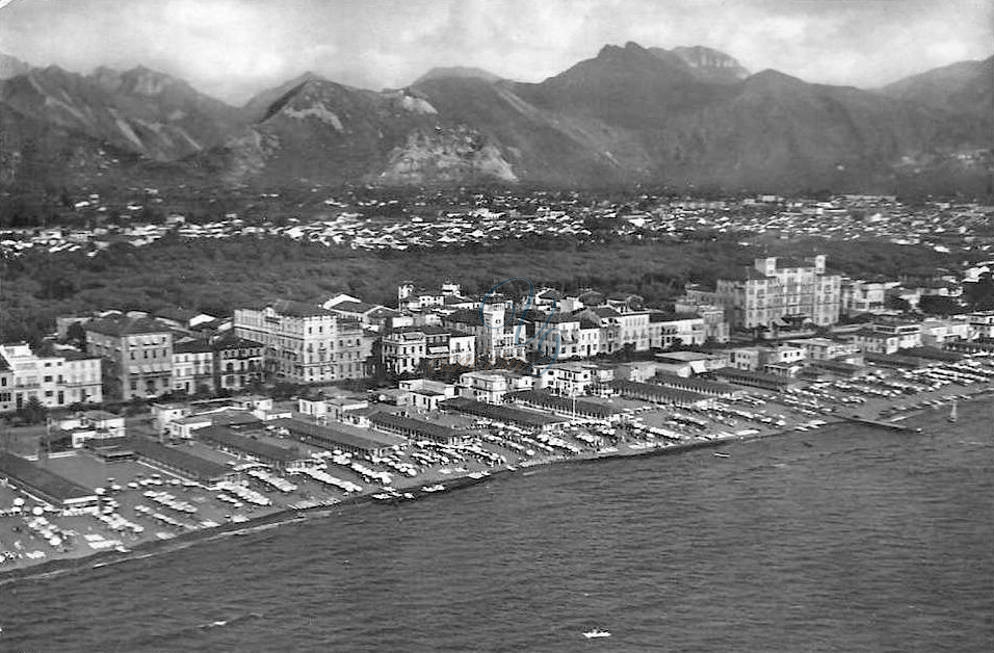 Panorama spiaggia Viareggio Anno 1958