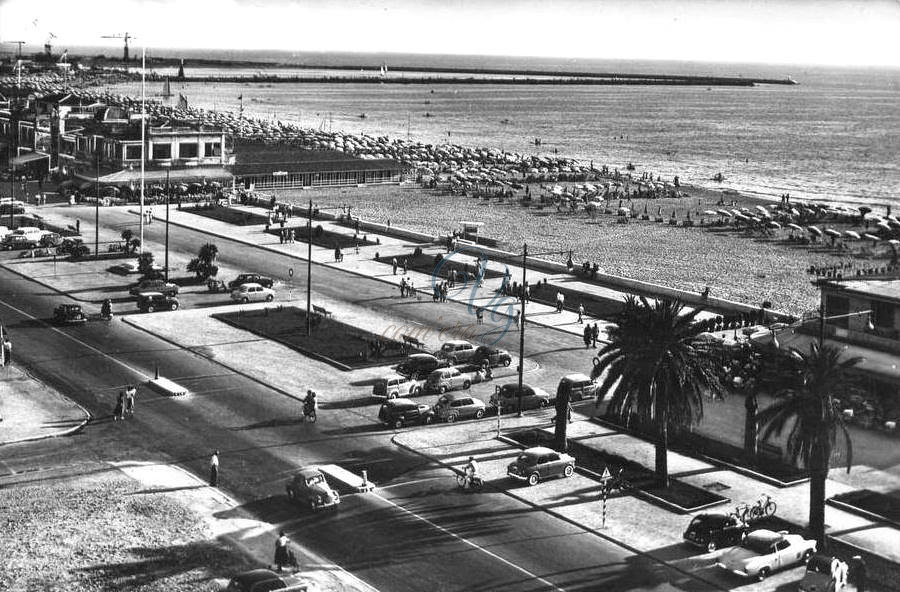 Piazza Mazzini Viareggio Anno 1958