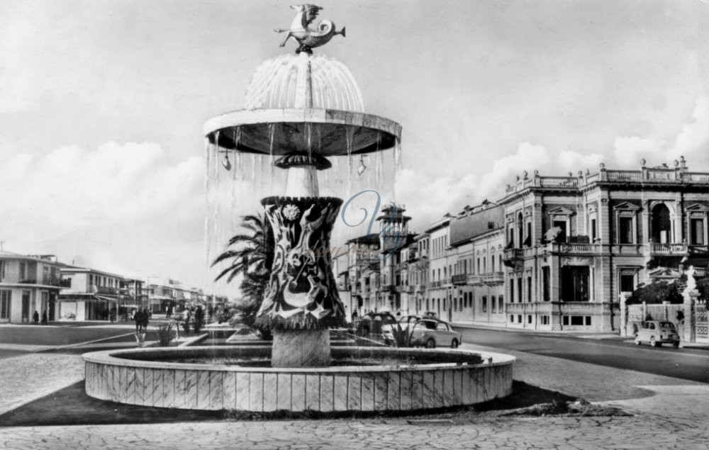 Fontana Royal Viareggio Anni '60