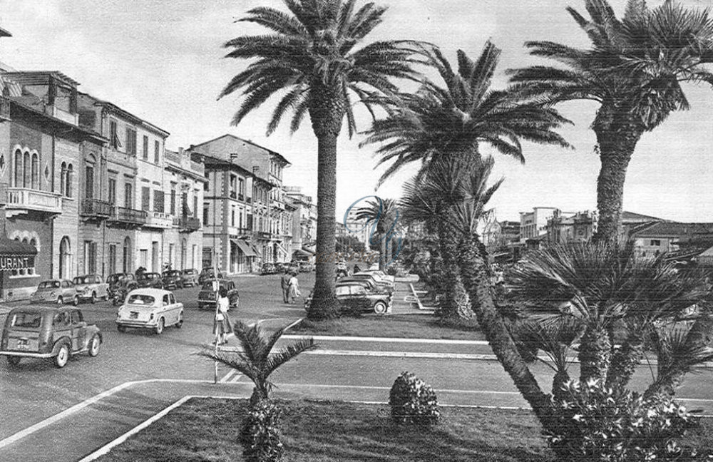 Viali a mare Viareggio Anno 1961