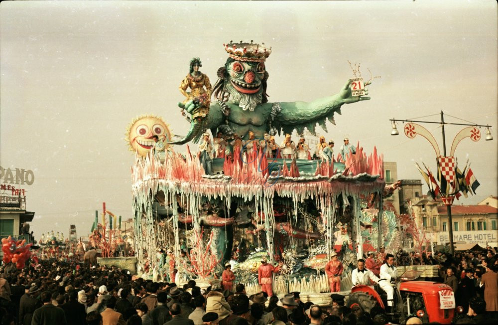Primavera in mare Viareggio Anno 1962