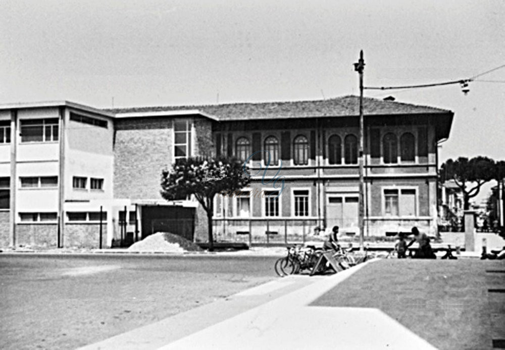 Piazza S. antonio Viareggio Anni '60