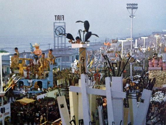 Fari per la notturna Viareggio Anno 1967