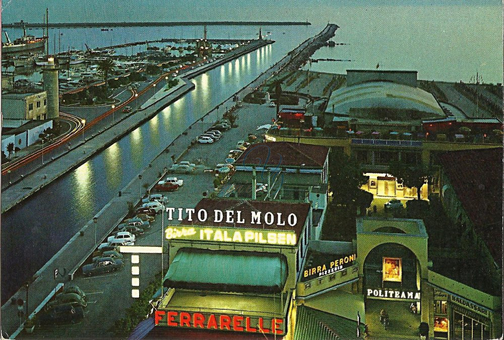 Panoramica sul molo Viareggio Anno 1969