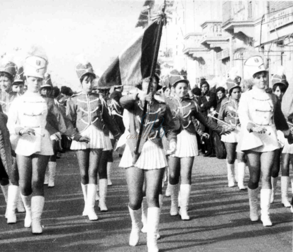 Bande con Majorettes Viareggio Anno 1970