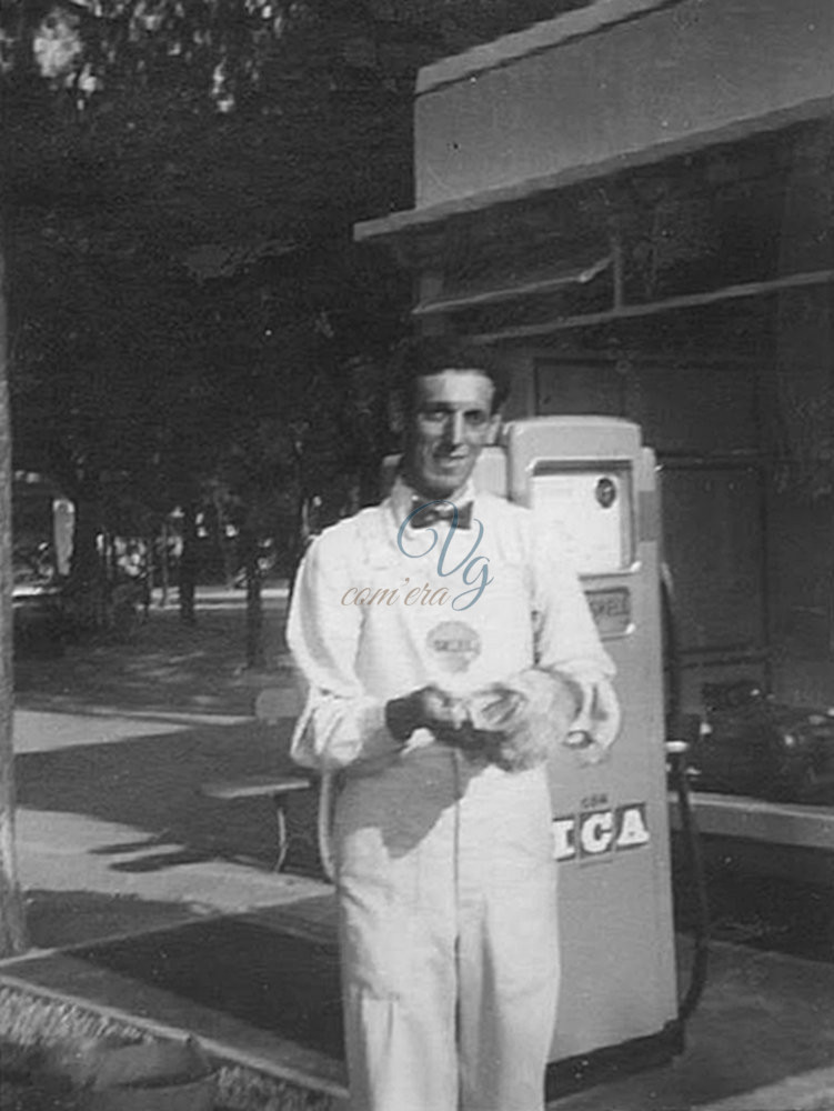 Distributore di benzina Viareggio Anni '70