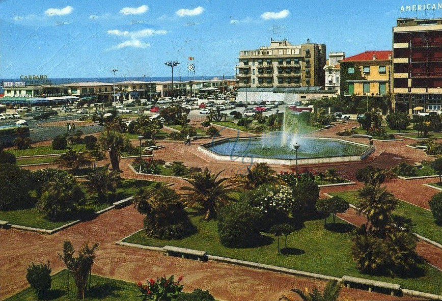 Giardini di piazza Mazzini Viareggio Anni '70