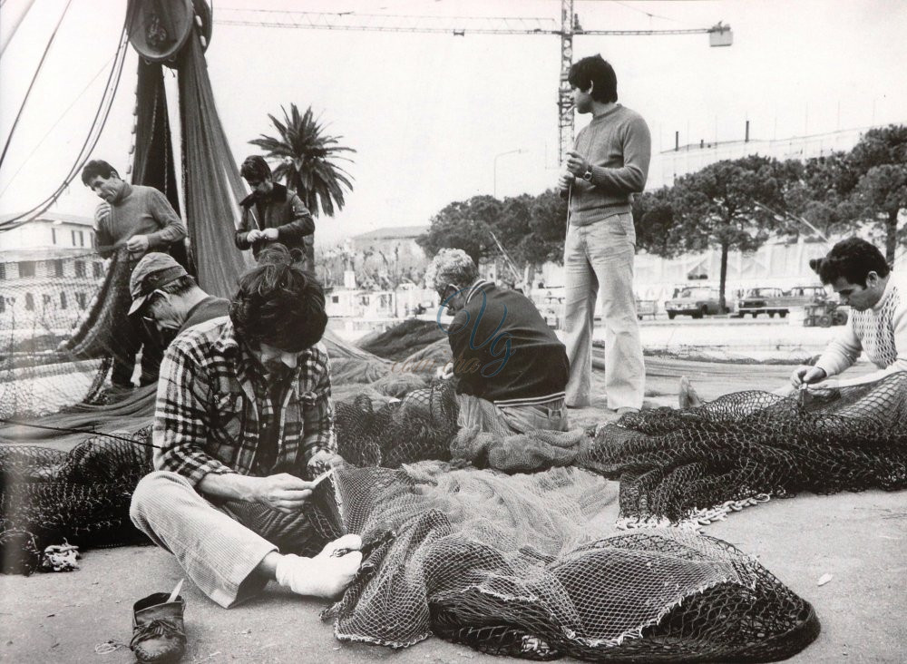 Riparazione reti da pesca Viareggio Anni '70